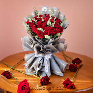 دسته گل رز هلندی قرمز