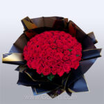 دسته گل رز قرمز