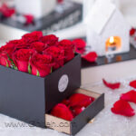 باکس گل رز 9 شاخه