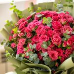 دسته گل رز مینیاتوری سرخ آبی