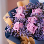 دسته گل رز یاسی