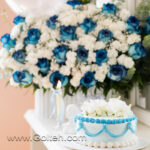 باکس گل و کیک آبی