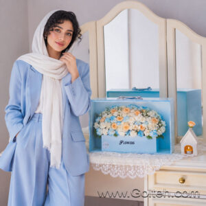 باکس گل کیف آبی مردانه